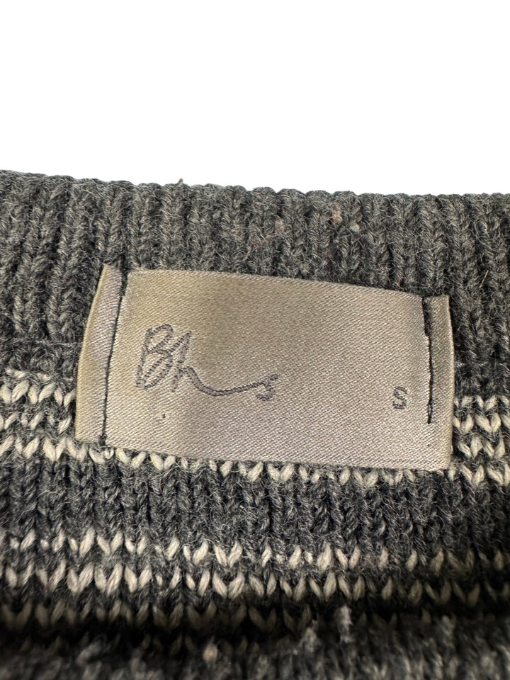 Geometric Pattern Knit Sweater - S - Think Vintage