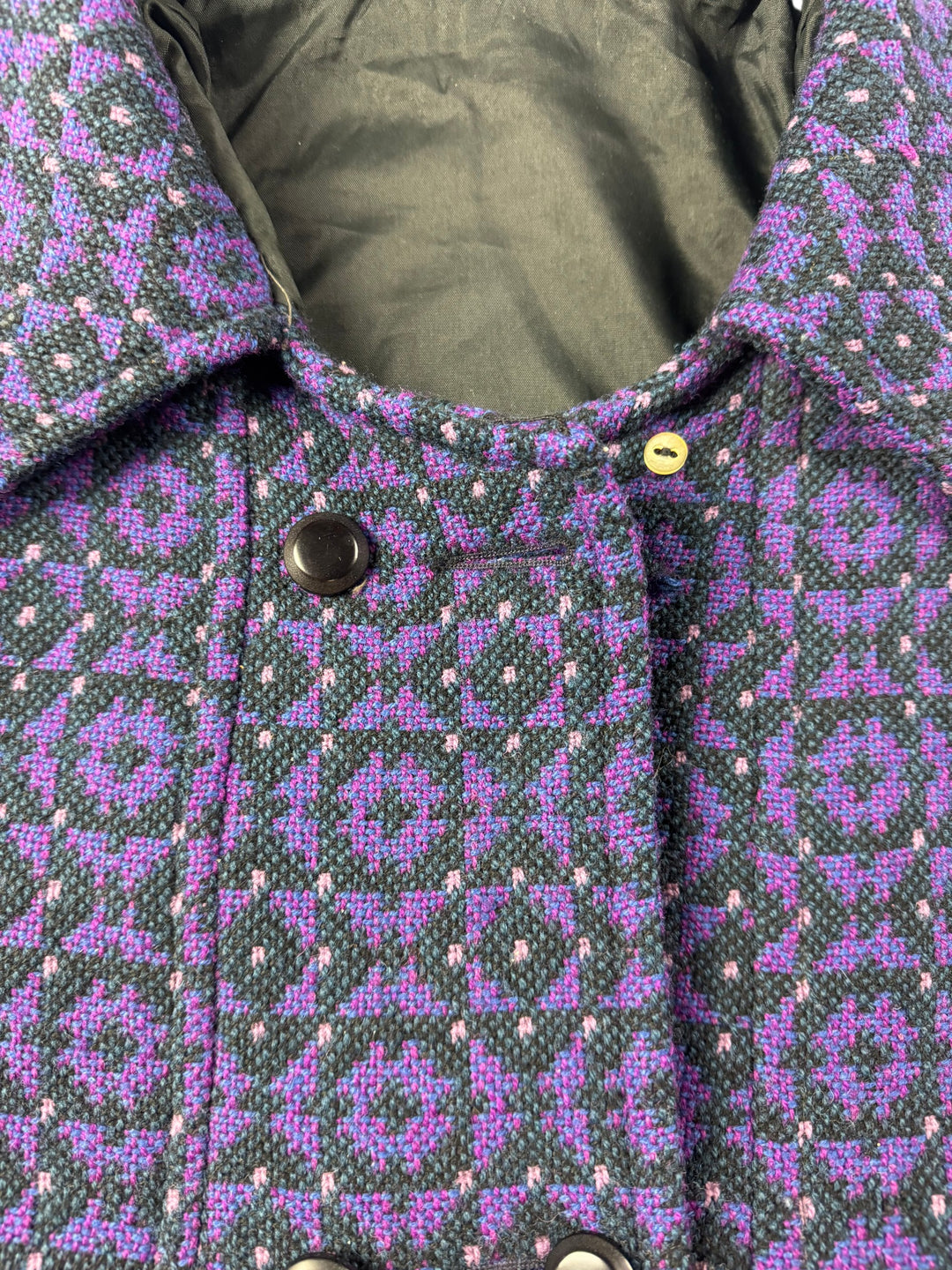 The Weavers Loft Wool Cape Welsh tapestry - Think Vintage