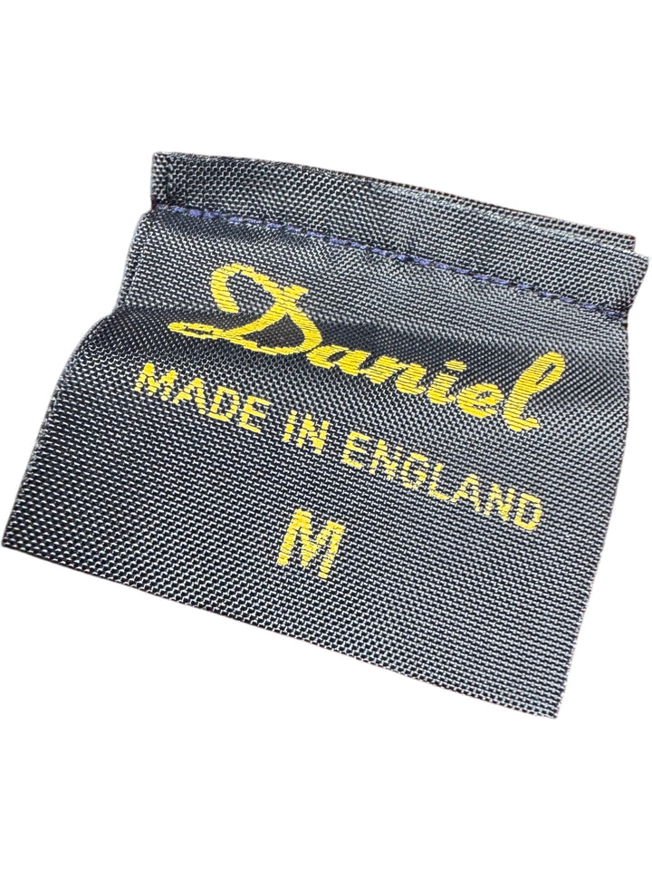 Daniel Acrylic Knit Sweater - S - Think Vintage