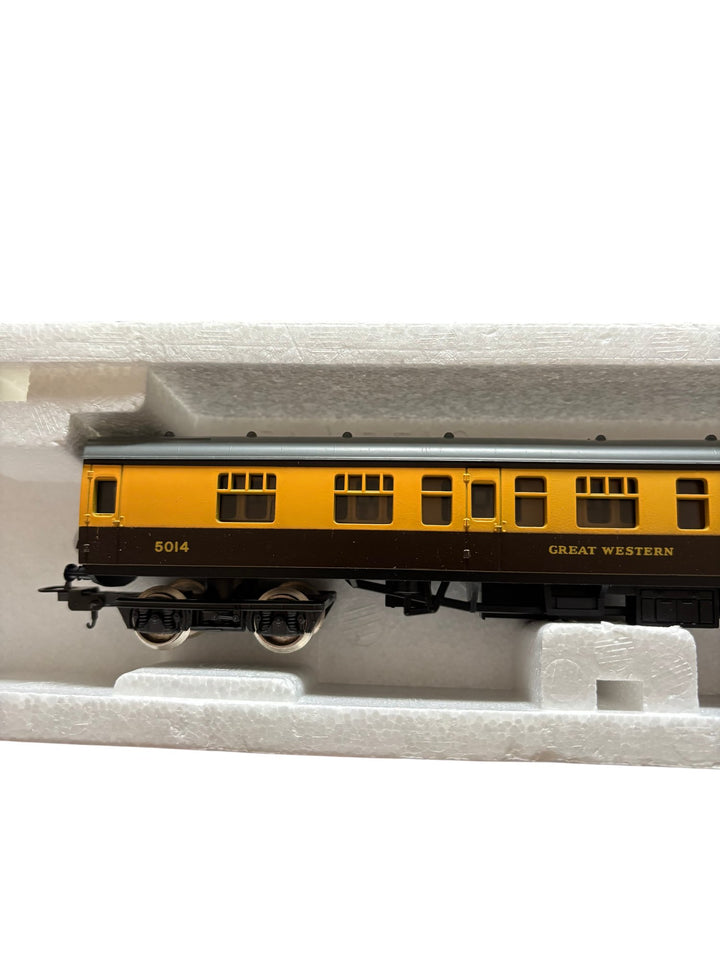 Lima HO Scale Great Western Railway Carriage