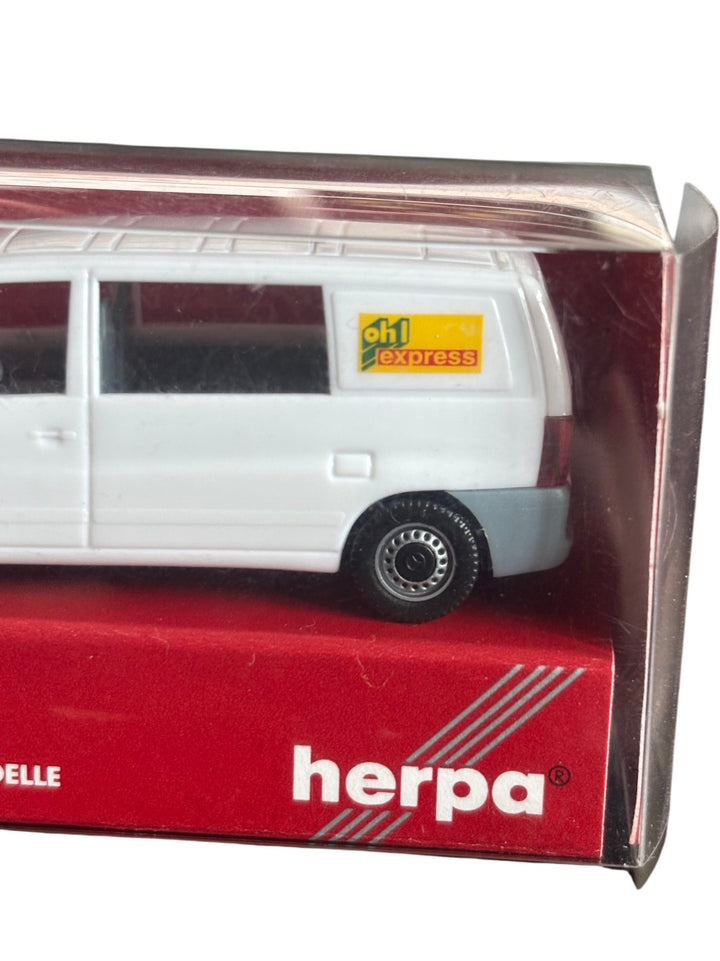 Herpa Mercedes-Benz Vito Transporter Scale 1:87 Model
