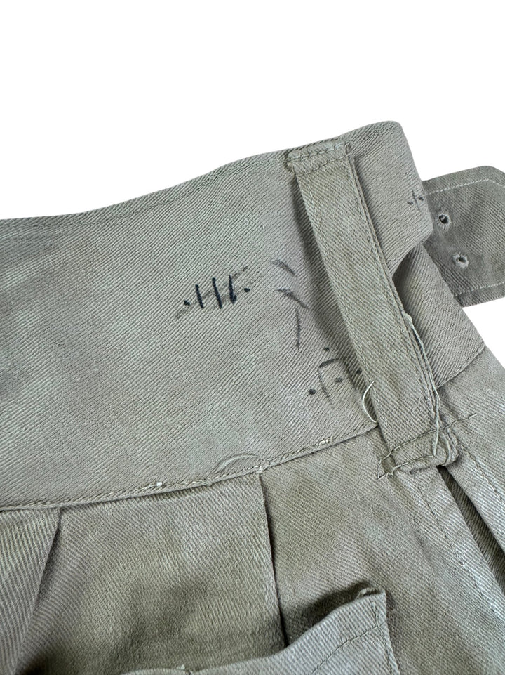 1940s Military Khaki Trousers and Shorts Set - Think Vintage ltd