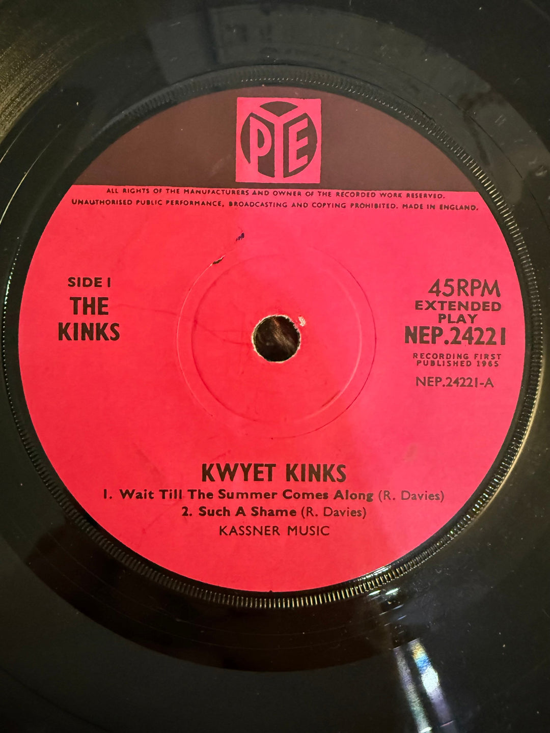 1965 Kinks Kwyet Kinks EP Vinyl - Think Vintage