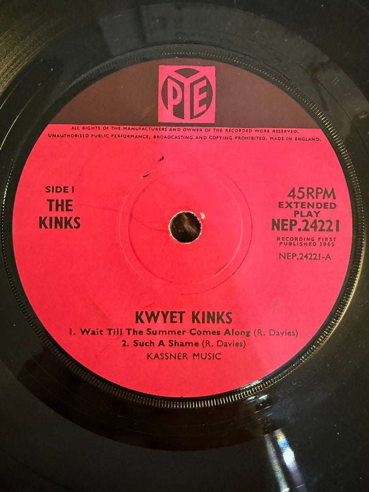 1965 Kinks Kwyet Kinks EP Vinyl - Think Vintage