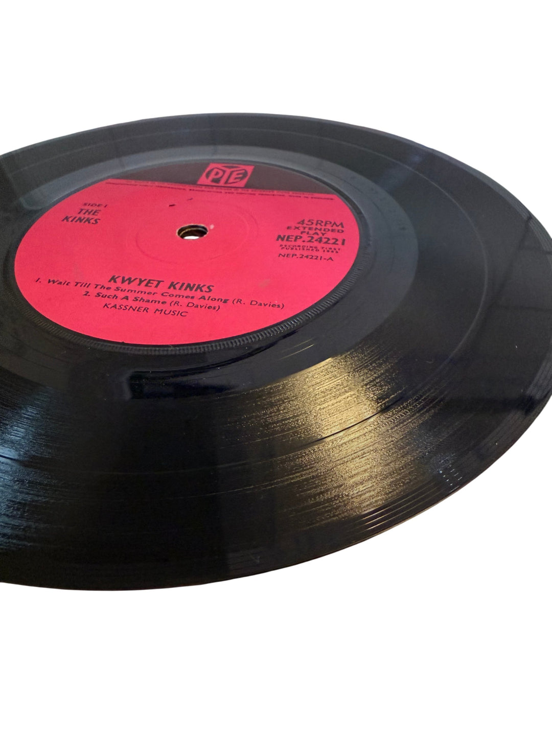 1965 Kinks Kwyet Kinks EP Vinyl - Think Vintage