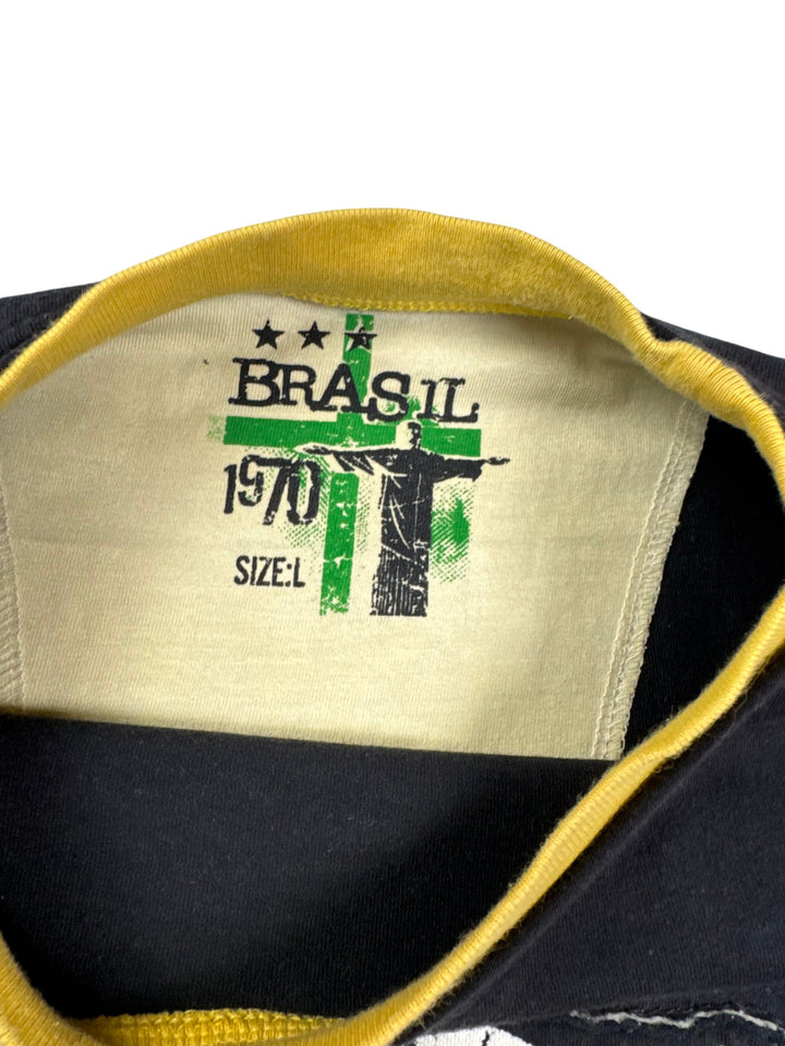 1970 Brasil Graphic T-Shirt - XL - Think Vintage Online Ltd