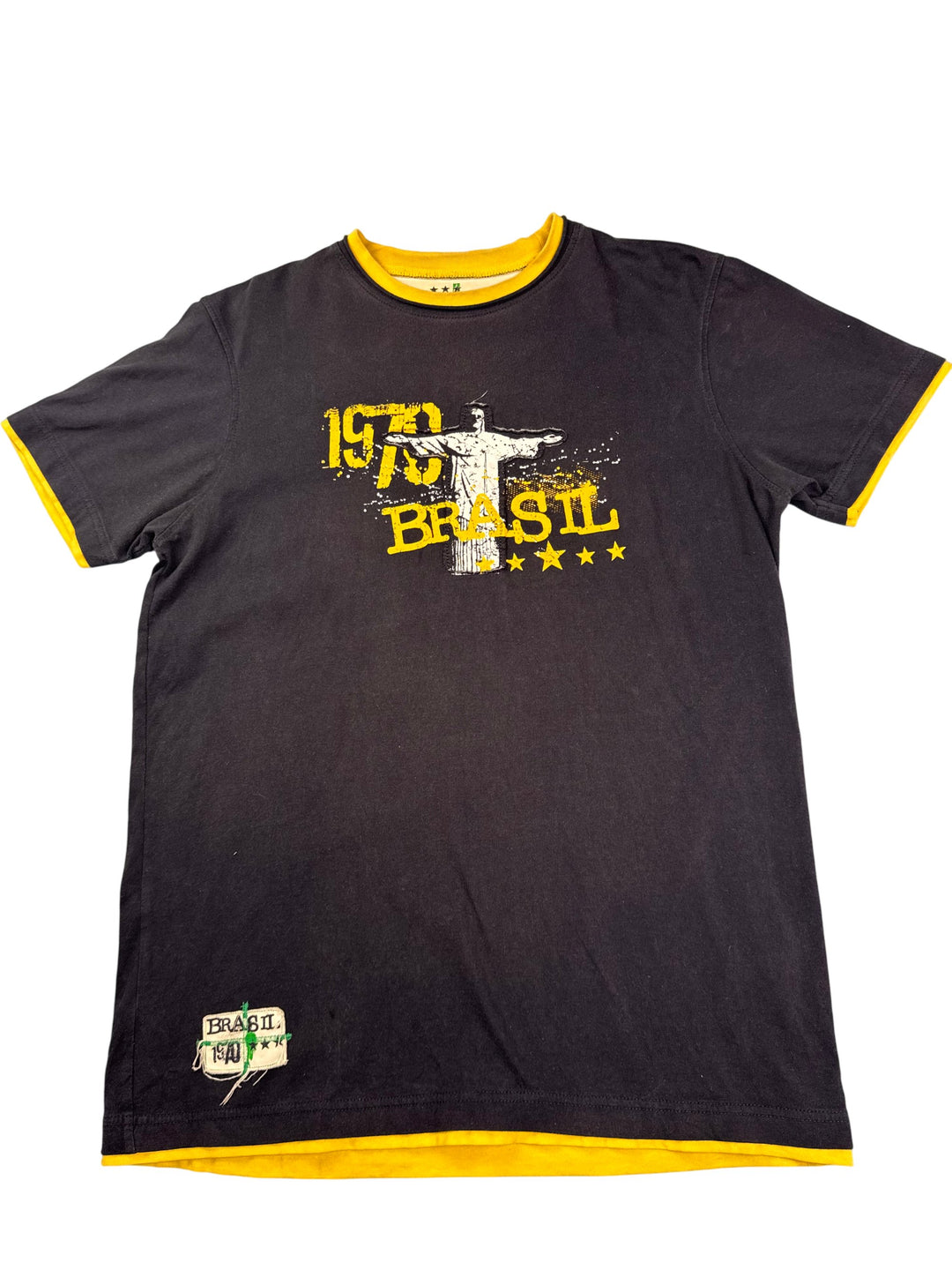 1970 Brasil Graphic T-Shirt - XL - Think Vintage ltd
