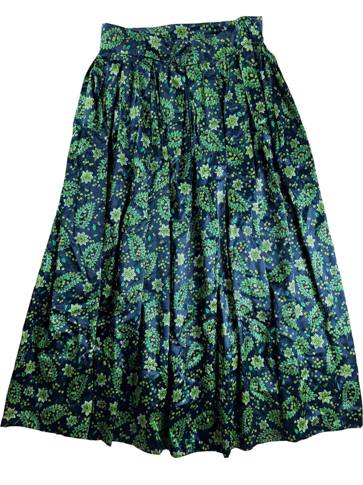 1970s Floral Patterned Midi Skirt - Think Vintage ltd