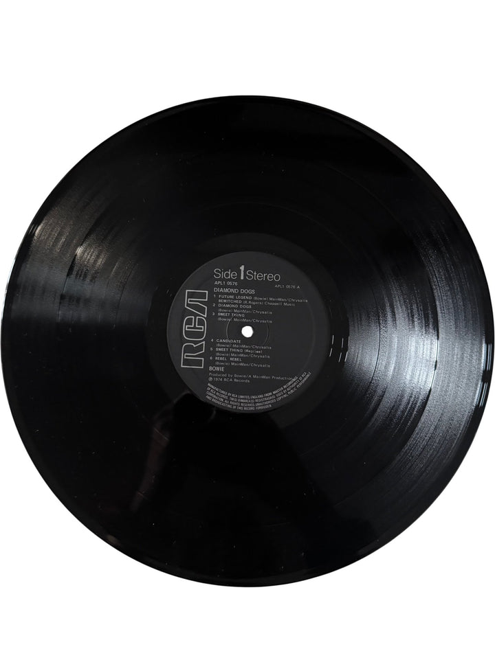 1974 Bowie Diamond Dogs Vinyl - NM/Mint - Think Vintage ltd