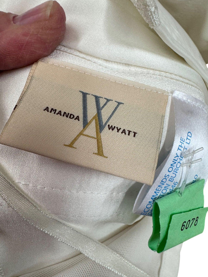 Amanda Wyatt Wedding Dress Lizzie Style White