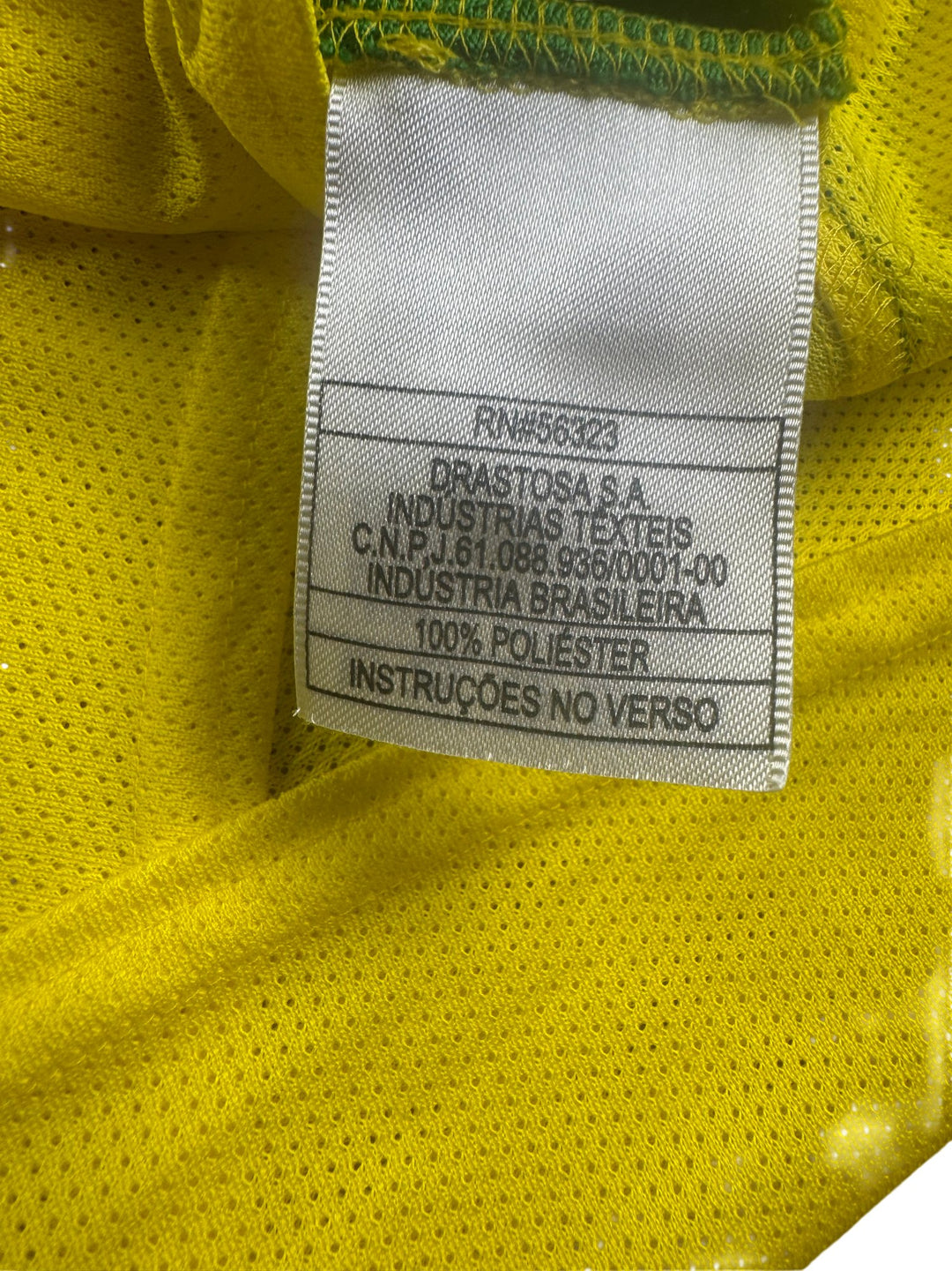 2002/04 Brazil National Team Football Shirt - L - Think Vintage ltd