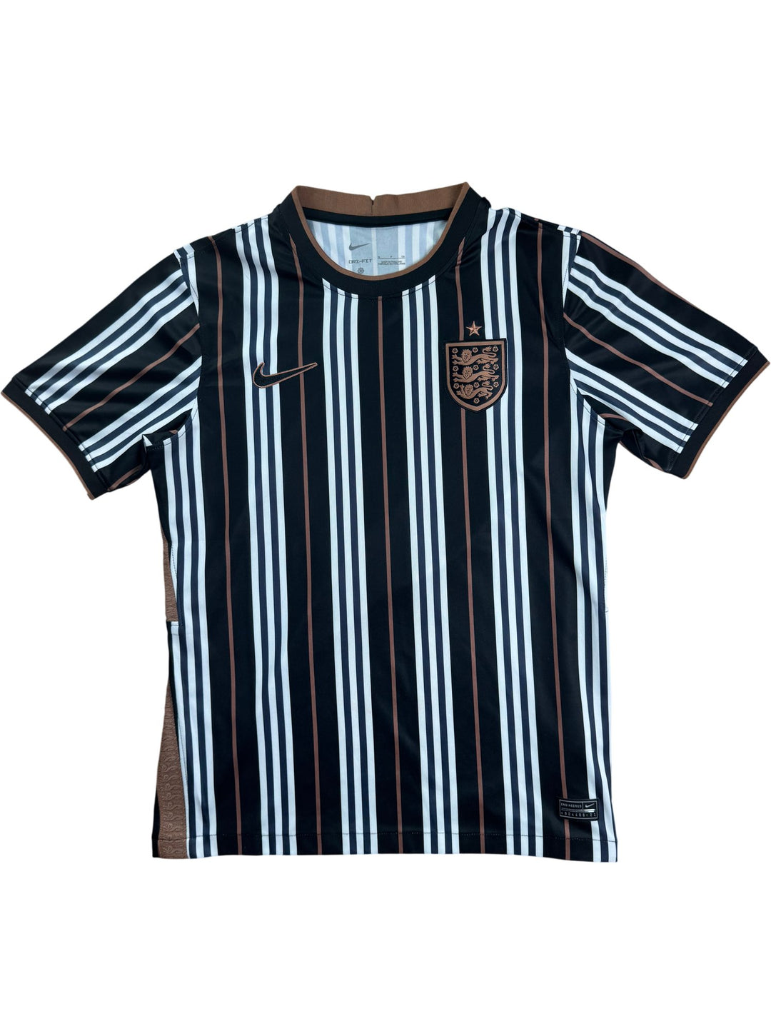 2024 England x Burberry Special Edition Shirt - S - Think Vintage ltd