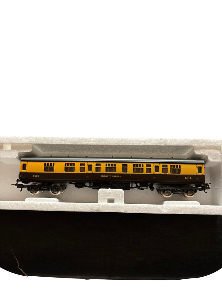 Lima HO Scale Great Western Railway Carriage