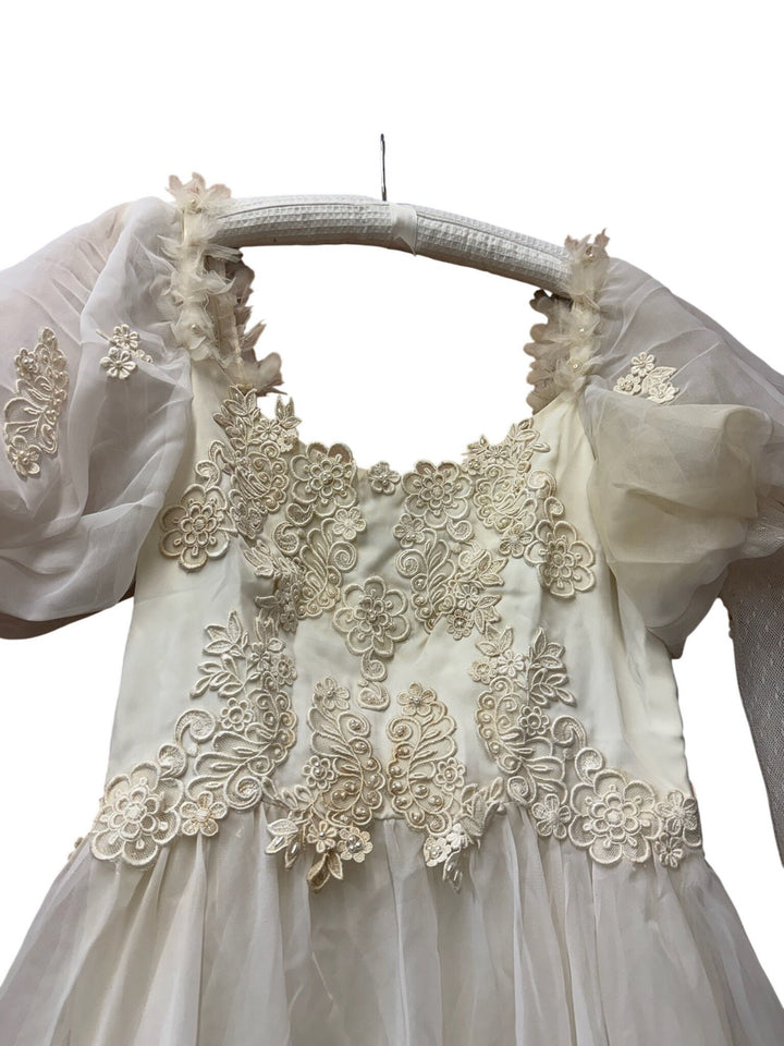 Elegant Bridal Gown with Lace Detail