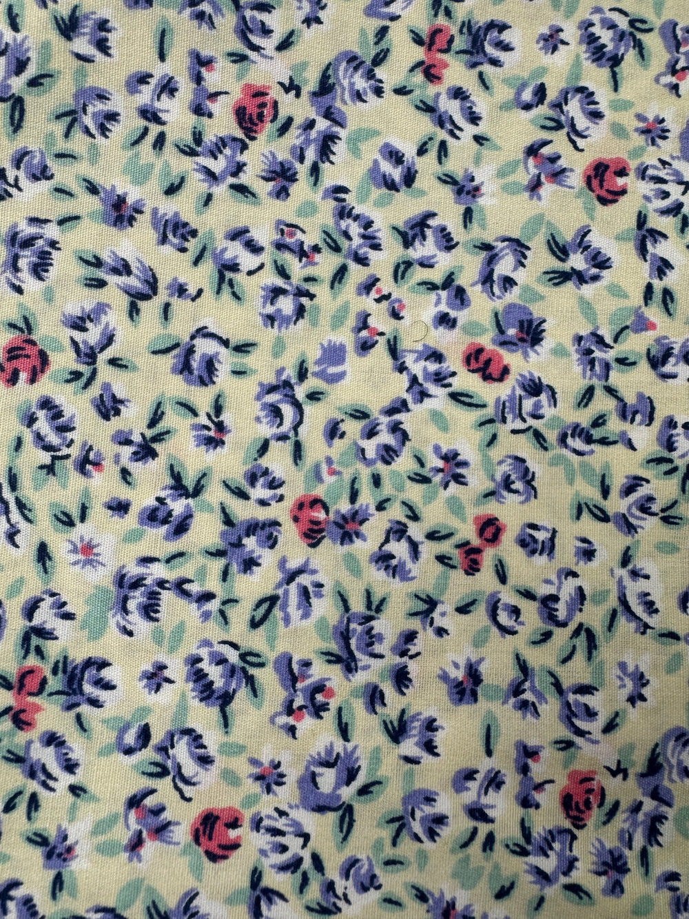 Floral Cotton Fabric Material - Think Vintage