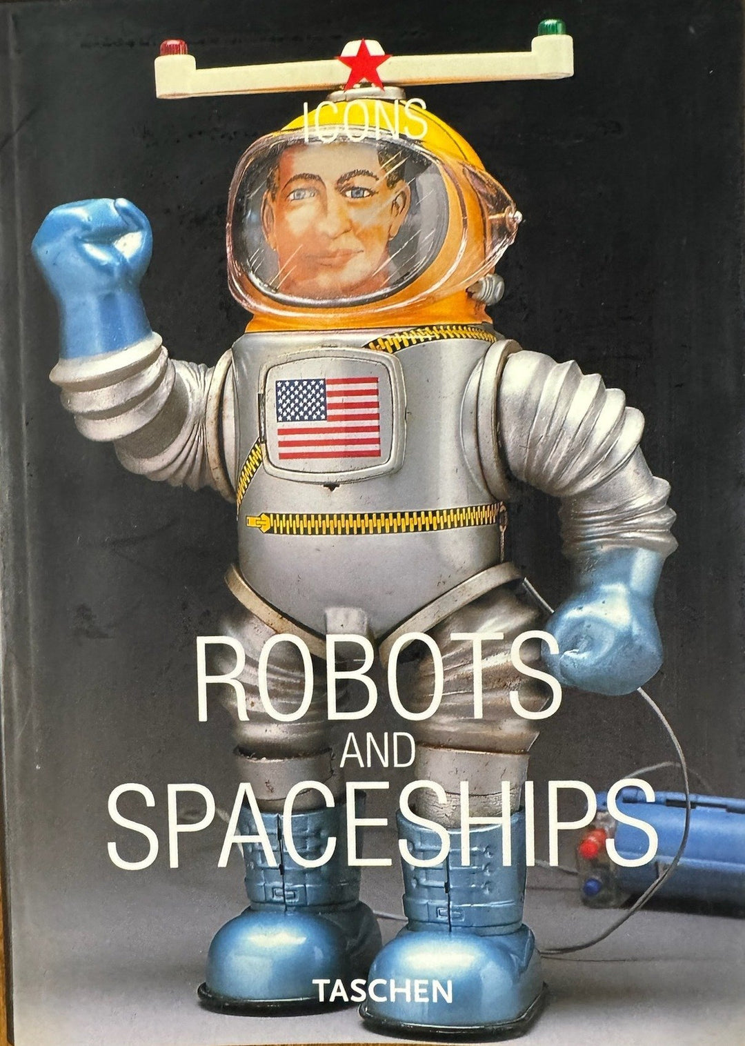 Icons Robots And Spaceships Book