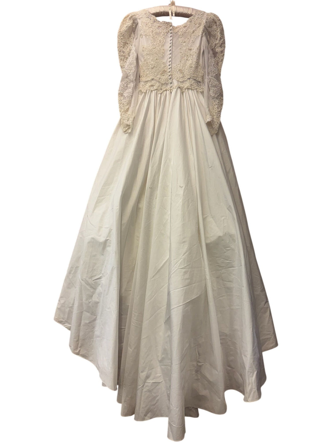 Vintage Bridal Wedding Dress with Lace Detail