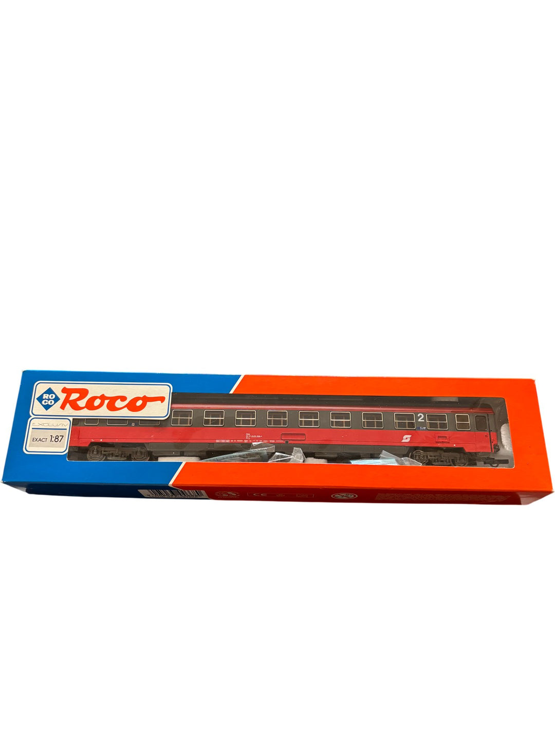 HO Scale Roco ÖBB 2nd Class Passenger Car