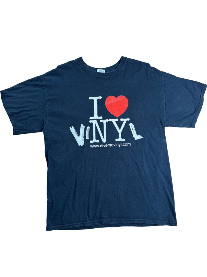 Gildan Black I Heart Vinyl T-Shirt - L
