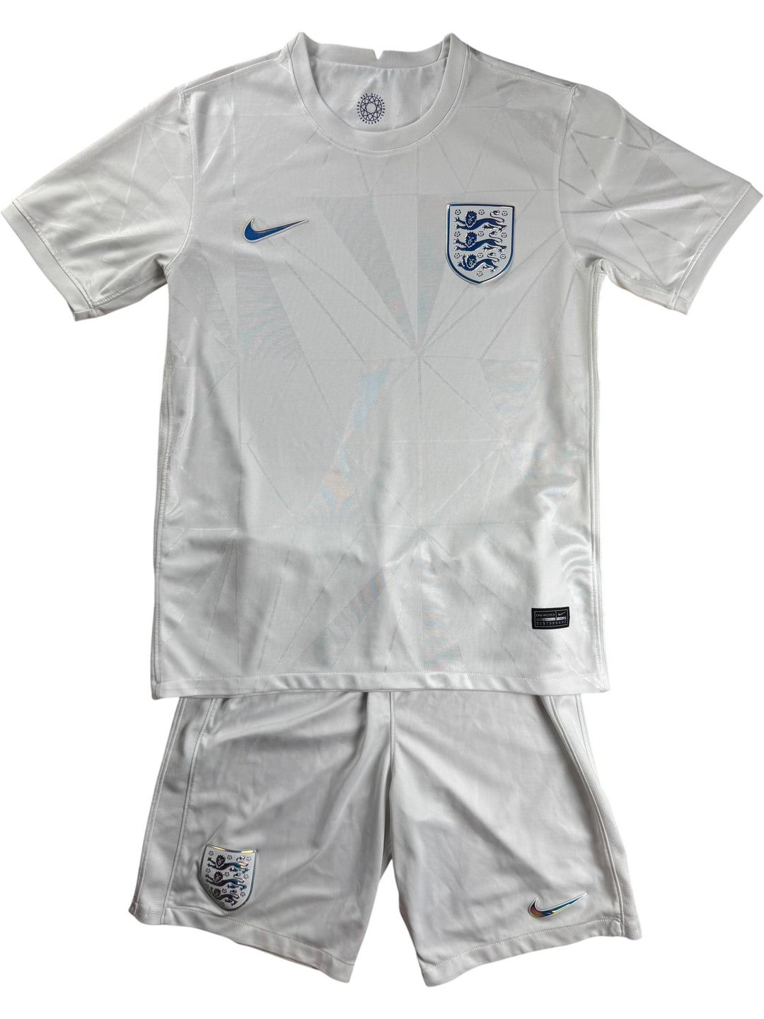 2022 England Women's Home Football Kit - M