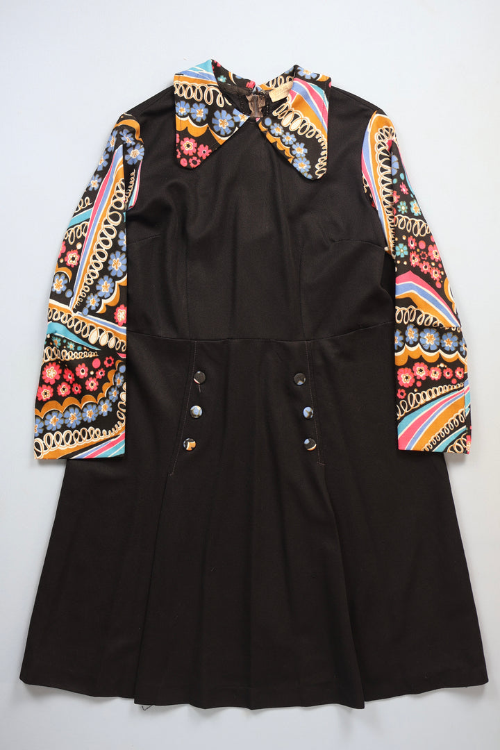 1960's Dress with Contast Collar and Sleeves