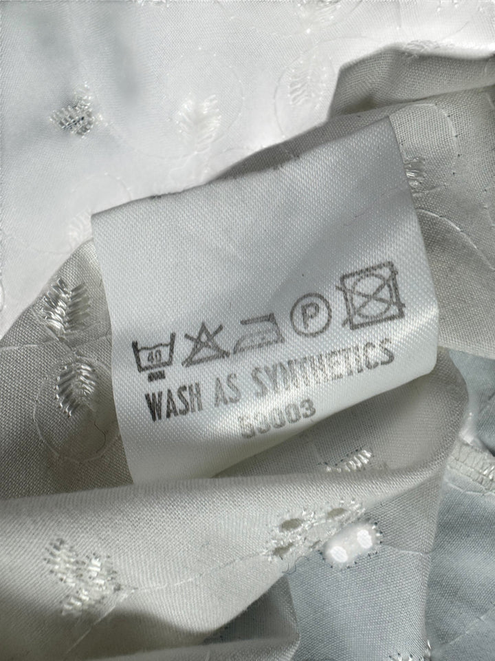 70s Embroidered White Blouse - Think Vintage Online Ltd