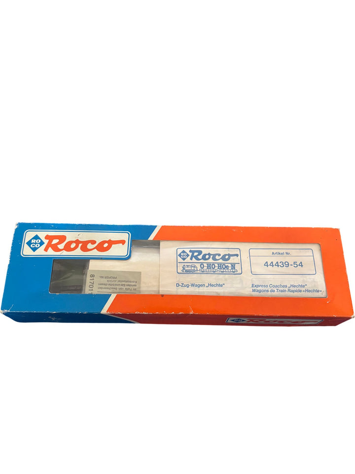 Roco HO Gauge Express Coach Hechte