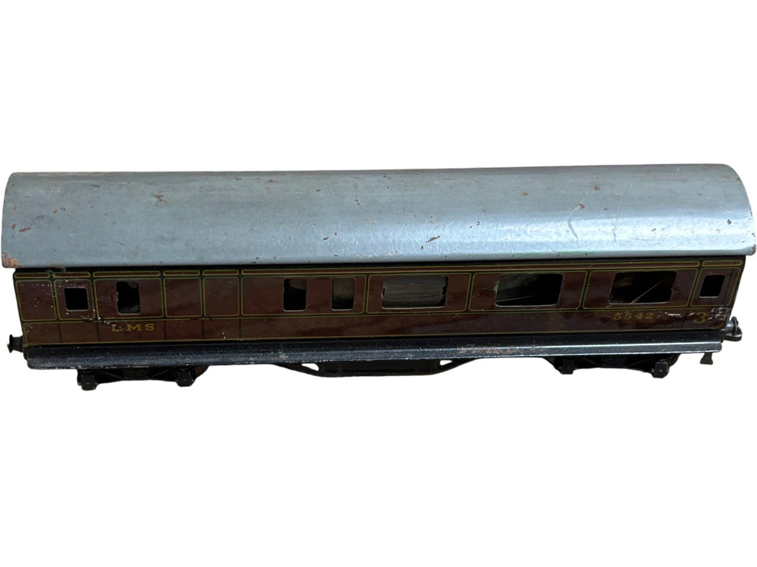LMS 2/570 Bogie Coach Brake 3rd Model Train Collectible - Think Vintage