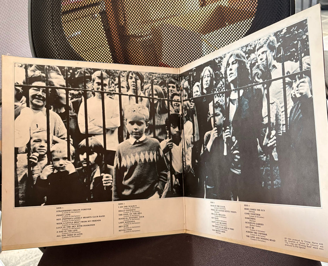 The Beatles 1967-1970 Vinyl Record Set - Fair