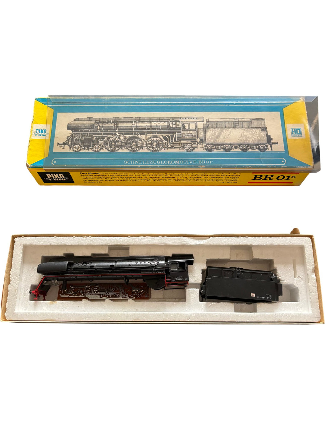 Piko Model Train Schnellzuglokomotive BR 01 HO Scale