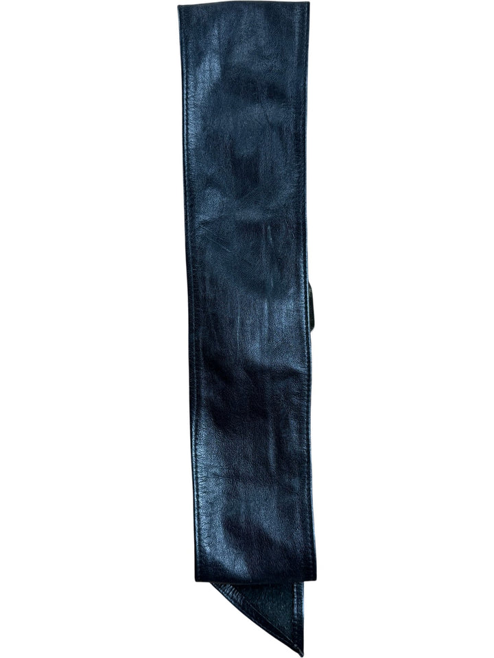 Black Leather Belt with Decorative Buckle - W28-34