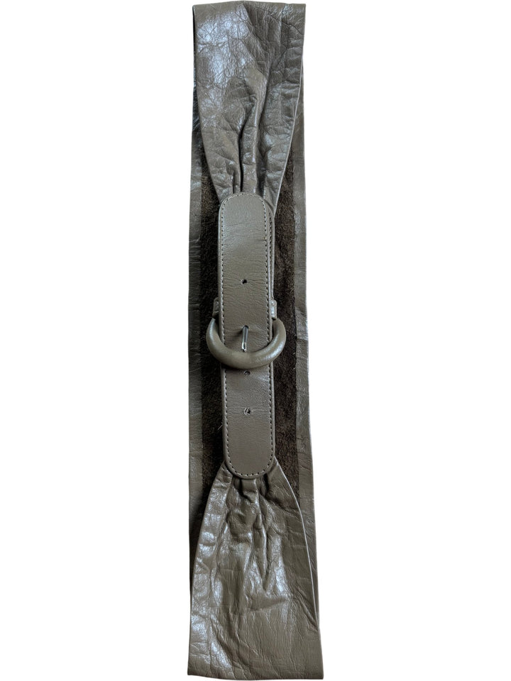 Leather Wide Belt Buckle Closure - W29-32