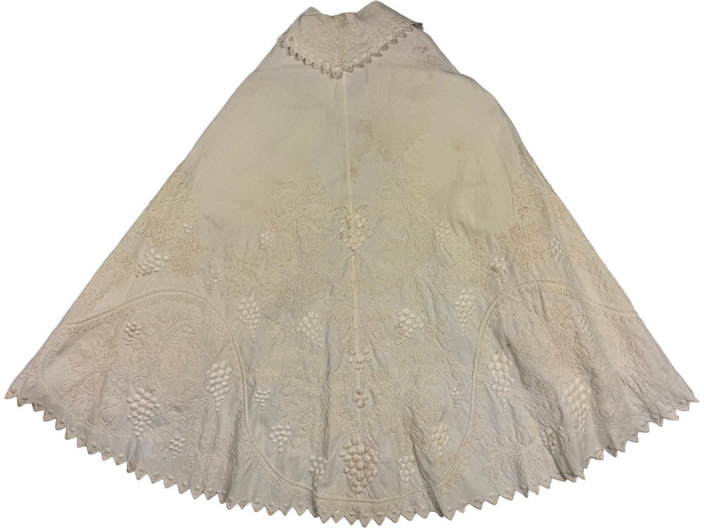 1960s Embroidered Ivory Cape - Think Vintage