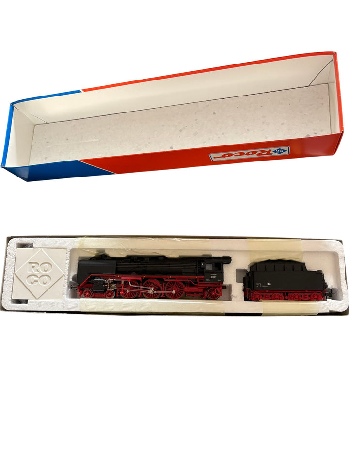 Roco HO Scale DR BR 01 Model Train