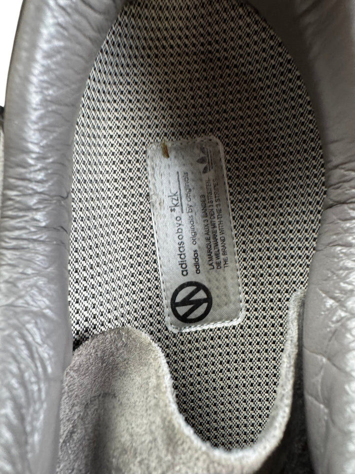 Adidas Gray Suede Sneakers - 9 - Think Vintage ltd
