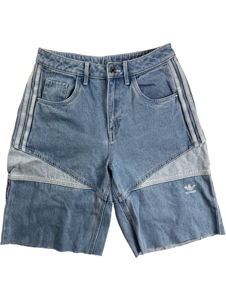 Adidas Light Wash Denim Shorts - W28 - Think Vintage ltd