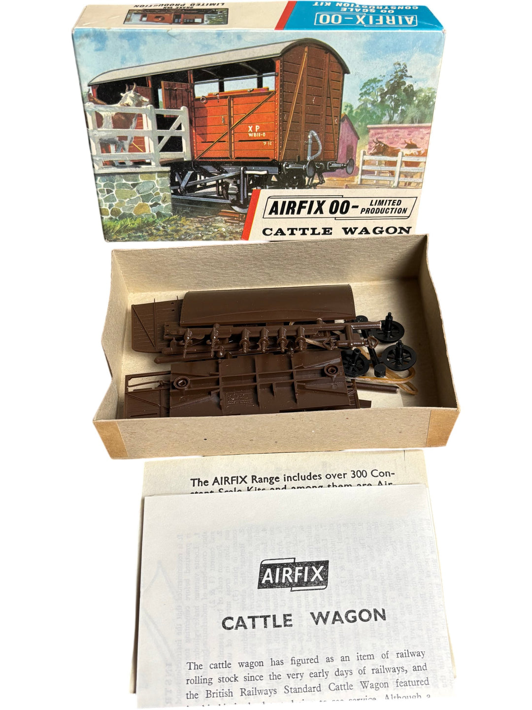 Airfix OO Scale Limited Production Cattle Wagon Model Kit - Think Vintage Online Ltd