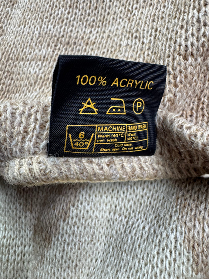 Argyle Patterned V-Neck Sweater - S - Think Vintage Online Ltd