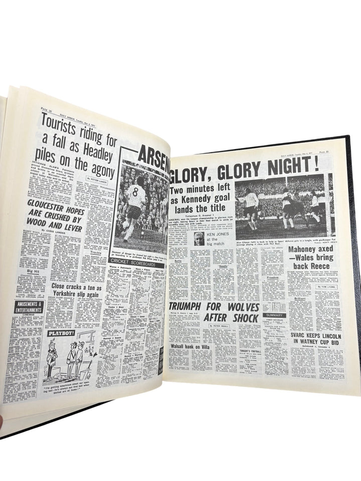 Arsenal Great Moments History Leather Bound Edition Handbooks Annuals - Think Vintage