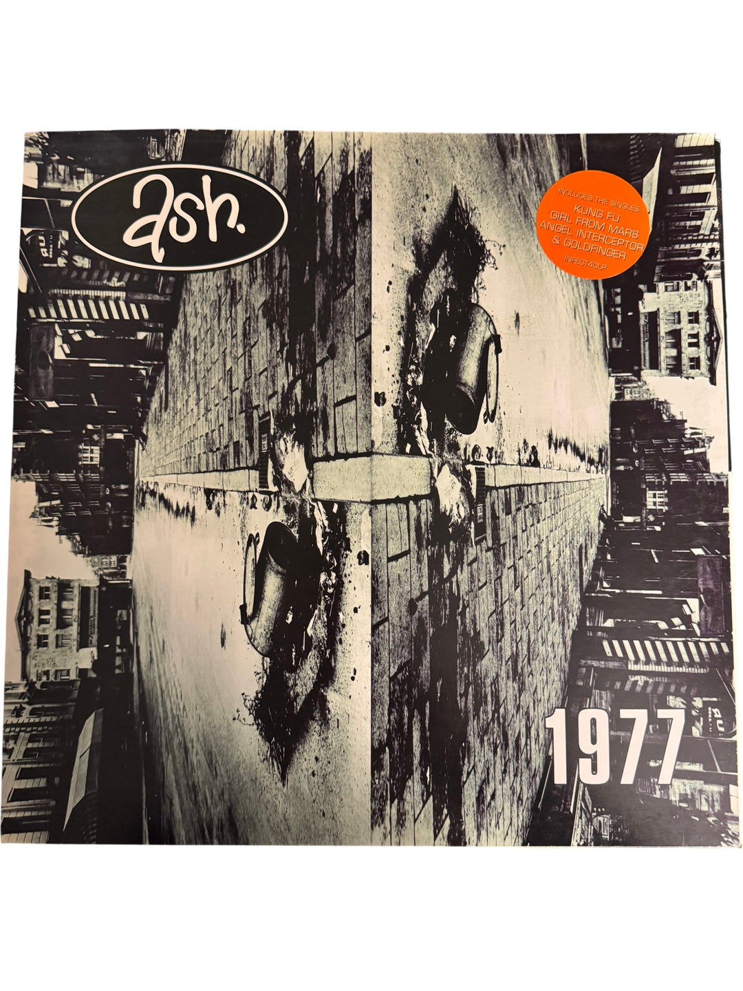 Ash 1977 Album Vinyl Record (with insert) - Good - Think Vintage ltd