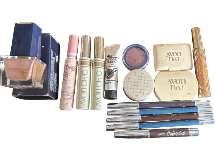 Avon Makeup Collection with Eyeshadows and Eyeliners - Think Vintage ltd