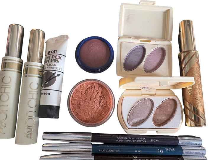 Avon Makeup Collection with Eyeshadows and Eyeliners - Think Vintage ltd