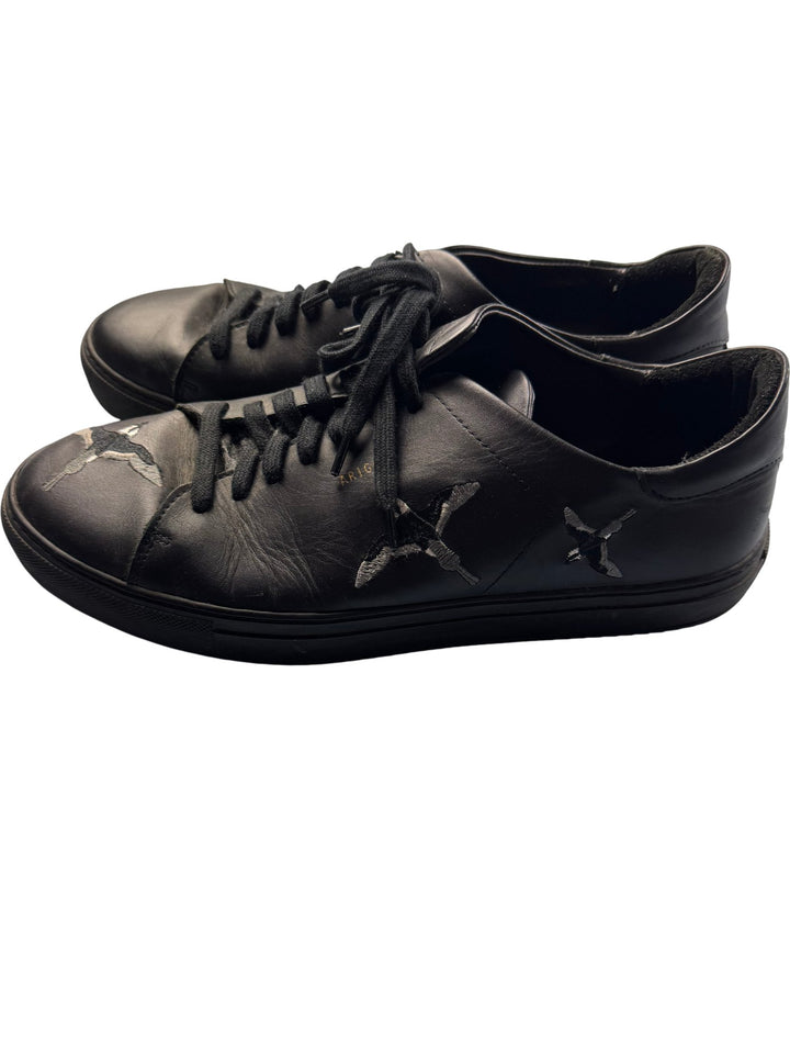 Axel Arigato Black Leather Sneakers - 11 - Think Vintage Online Ltd