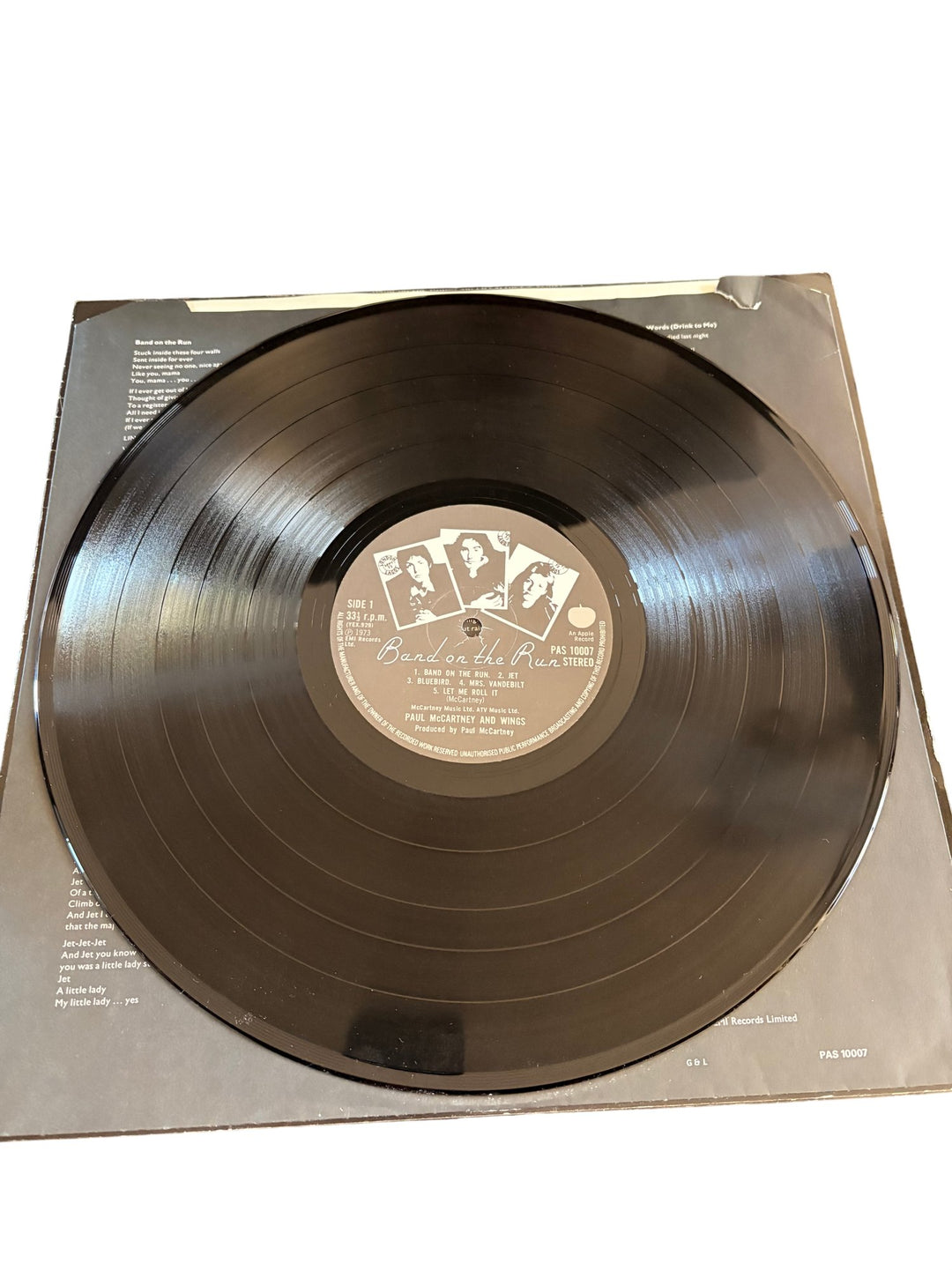 Band On The Run Vinyl Record - Fair - Think Vintage ltd