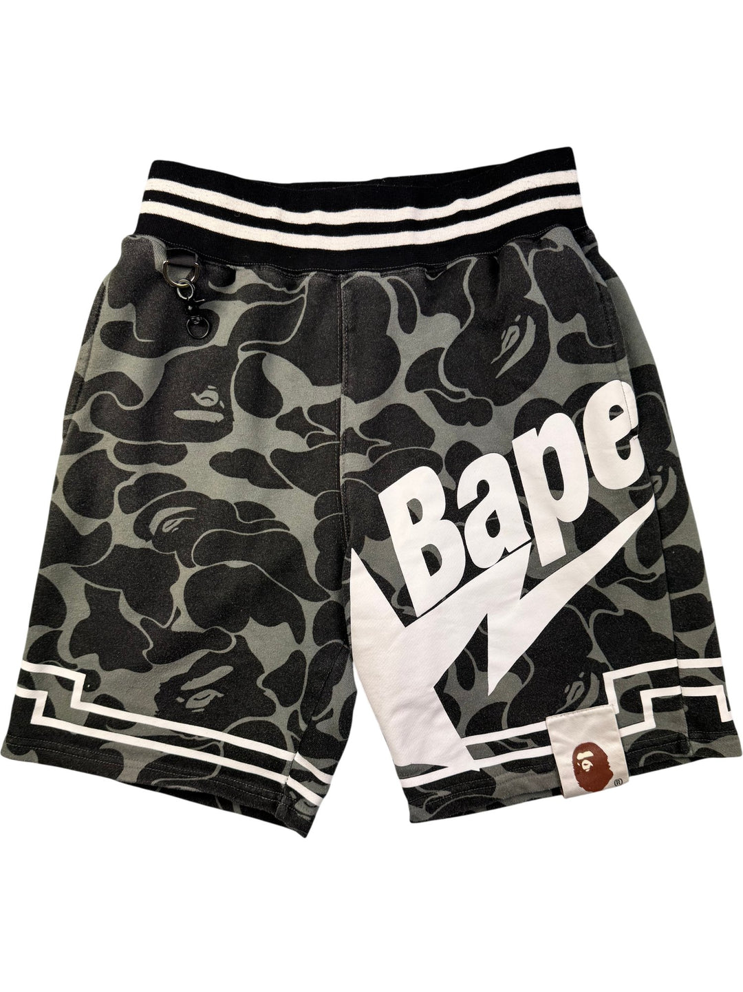 Bape Camouflage Printed Shorts - S - Think Vintage ltd
