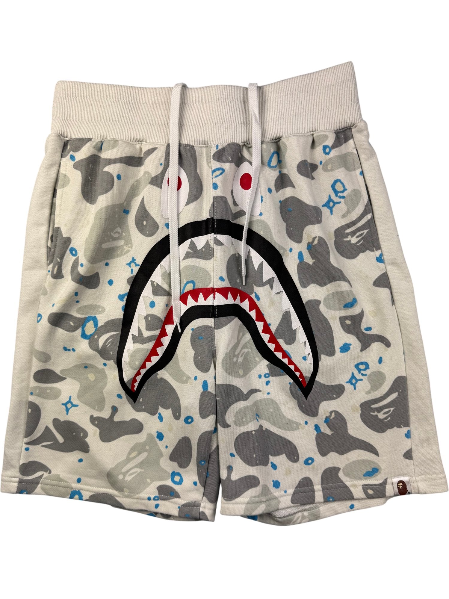 Bape Shark Camo Print Shorts - M - Think Vintage ltd
