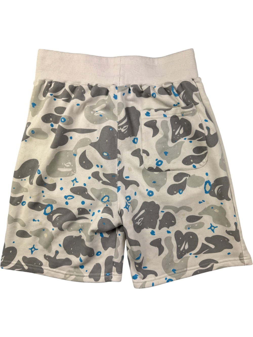 Bape Shark Camo Print Shorts - M - Think Vintage ltd