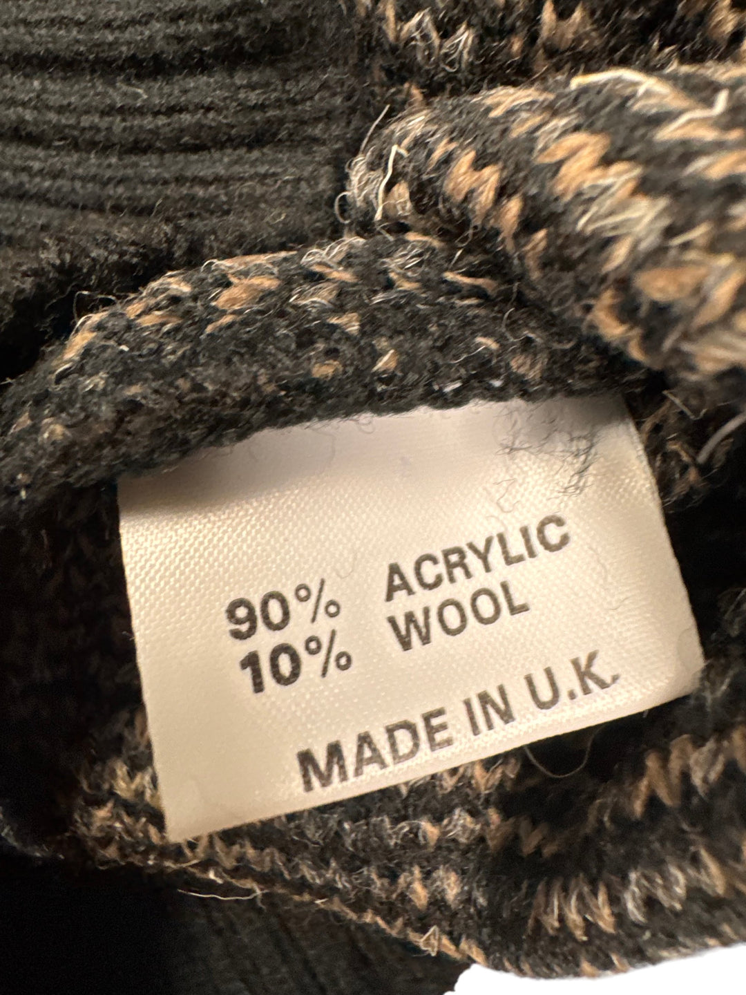 Bentley Casuals Black V-Neck Sweater - L - Think Vintage