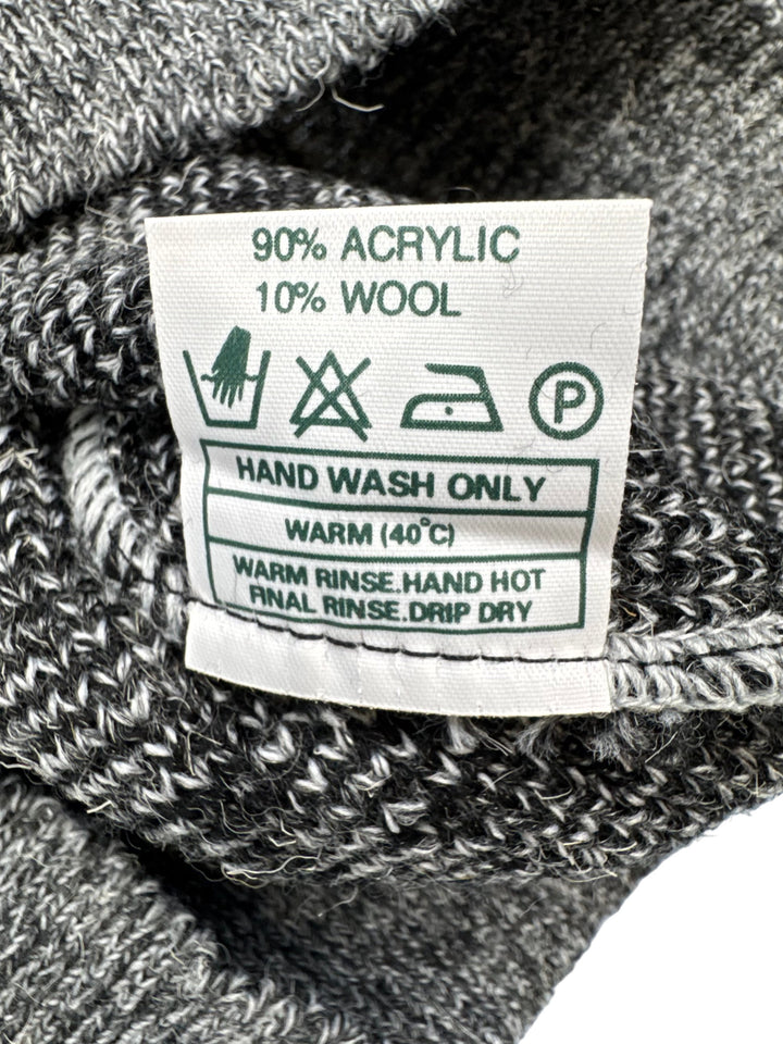 Bentley Casuals Patterned V-Neck Sweater - M - Think Vintage