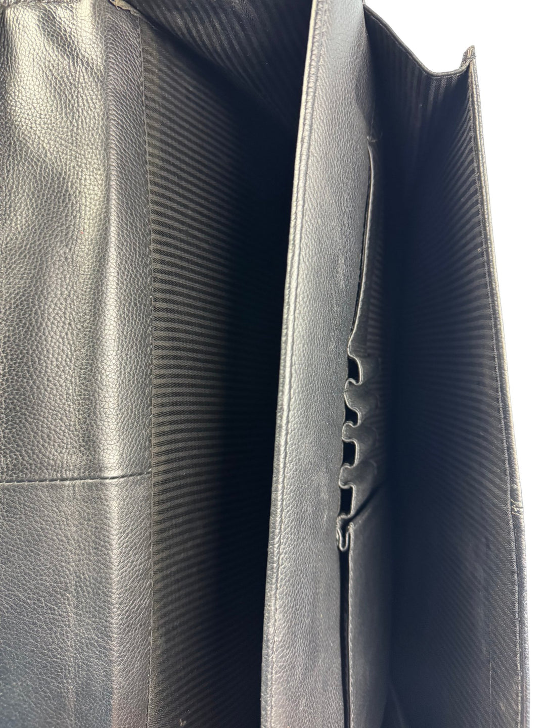 Black Leather Pierre Cardin Briefcase With Key Lock - Think Vintage ltd